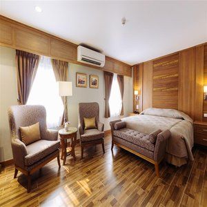 Decharme Hotel 4*